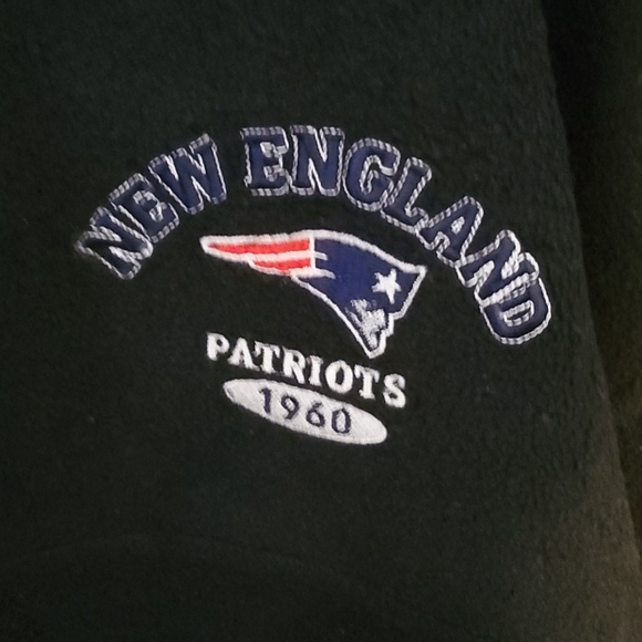 Fleece Pullover - Picture 2 of 3